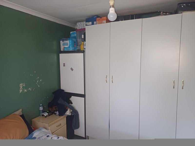 2 Bedroom Property for Sale in Grassy Park Western Cape